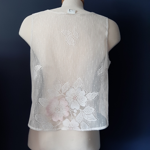 Vintage style lace top - Picture 3 of 4